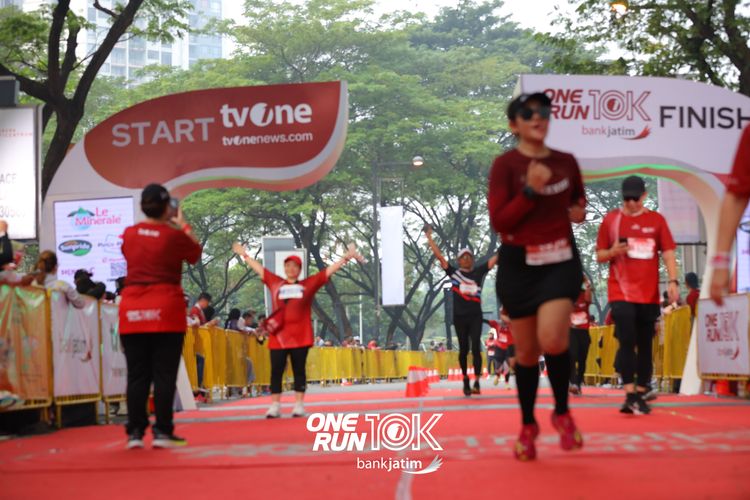 Race photo from ONE RUN 10 K