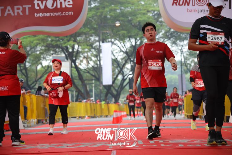 Race photo from ONE RUN 10 K