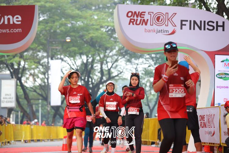 Race photo from ONE RUN 10 K