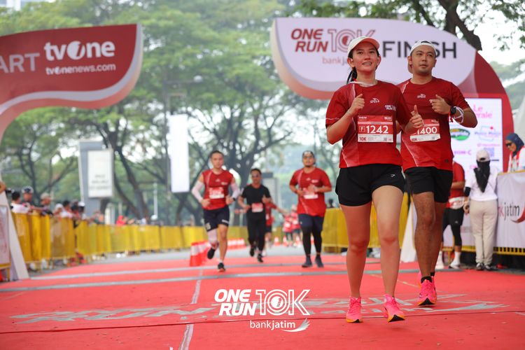 Race photo from ONE RUN 10 K
