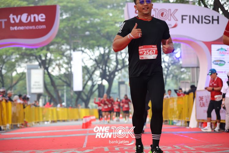 Race photo from ONE RUN 10 K