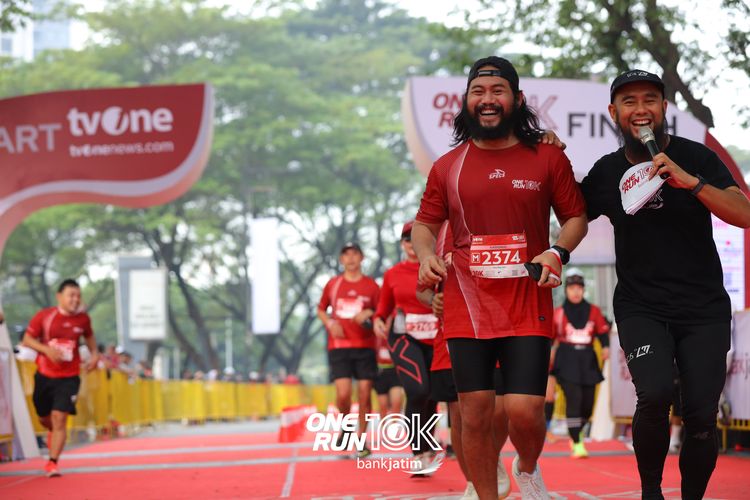 Race photo from ONE RUN 10 K