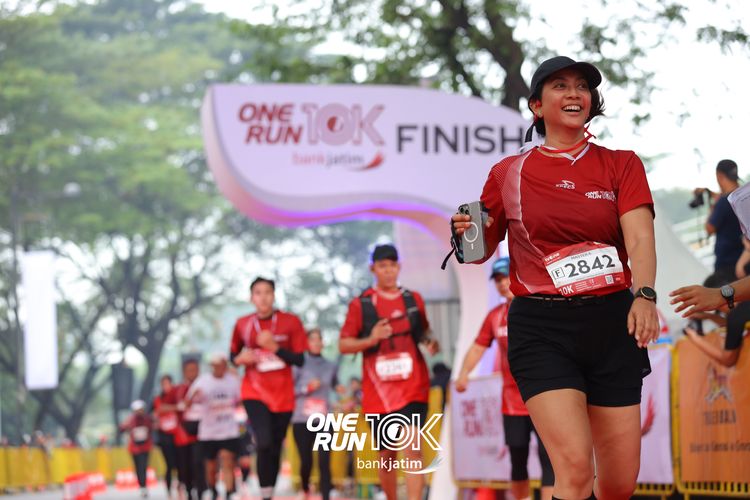 Race photo from ONE RUN 10 K