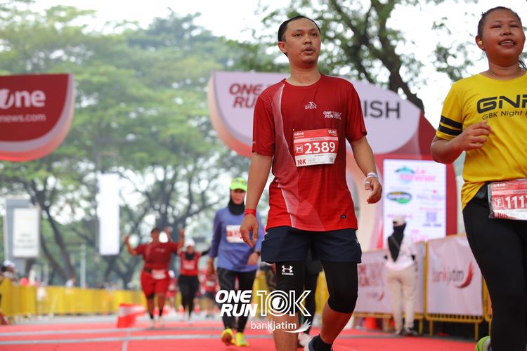 Race photo from ONE RUN 10 K
