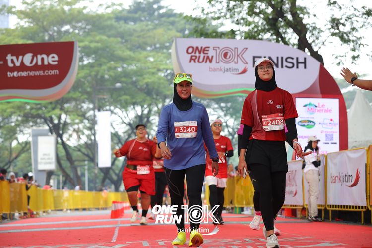 Race photo from ONE RUN 10 K