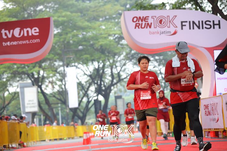 Race photo from ONE RUN 10 K