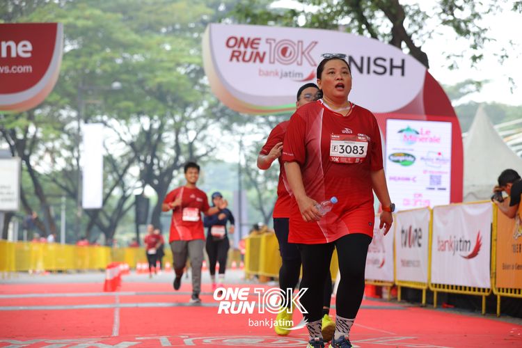 Race photo from ONE RUN 10 K
