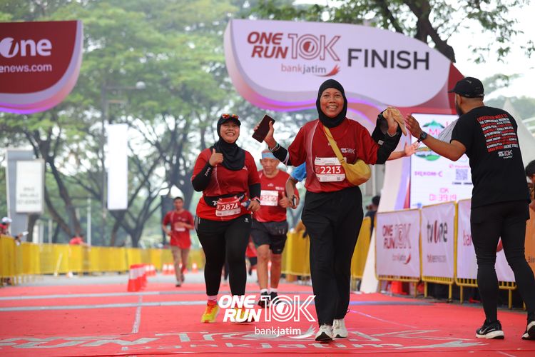 Race photo from ONE RUN 10 K