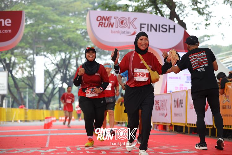 Race photo from ONE RUN 10 K