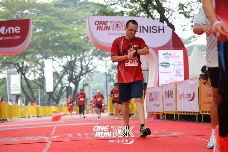 Race photo from ONE RUN 10 K