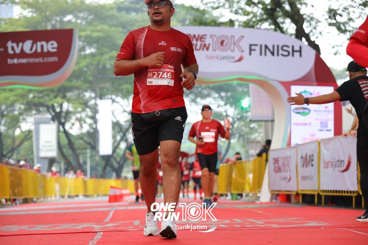 Race photo from ONE RUN 10 K