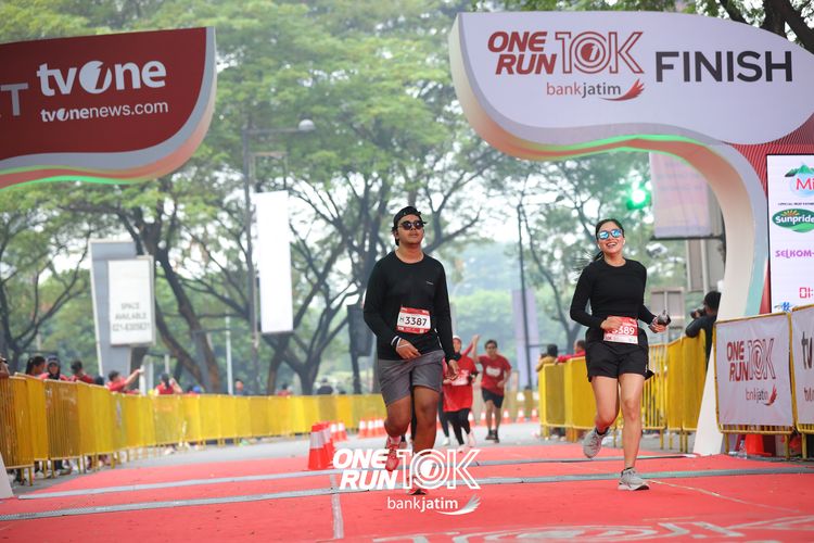Race photo from ONE RUN 10 K