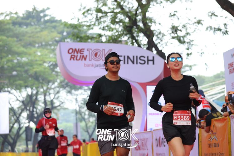 Race photo from ONE RUN 10 K