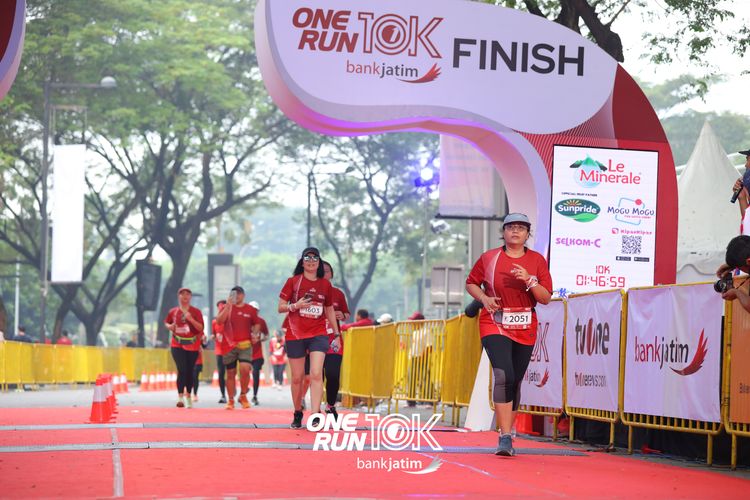 Race photo from ONE RUN 10 K