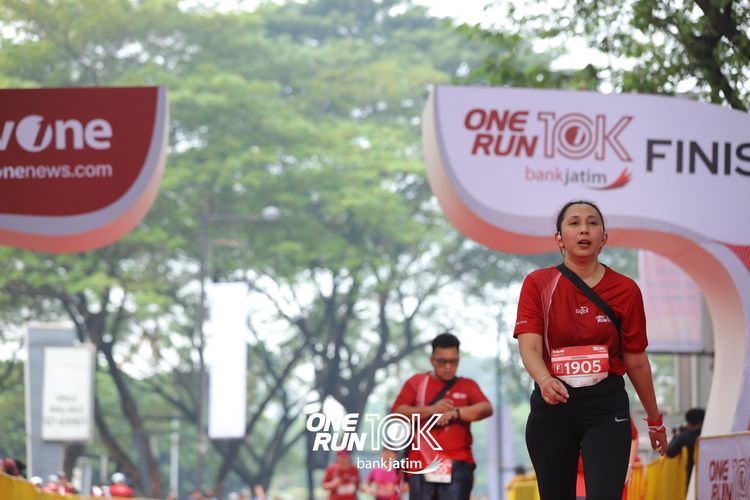Race photo from ONE RUN 10 K