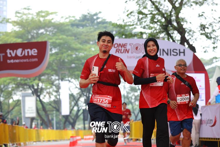 Race photo from ONE RUN 10 K