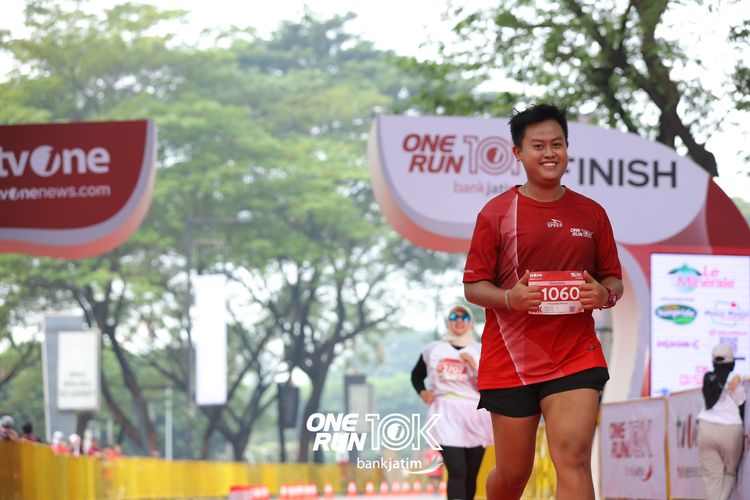 Race photo from ONE RUN 10 K