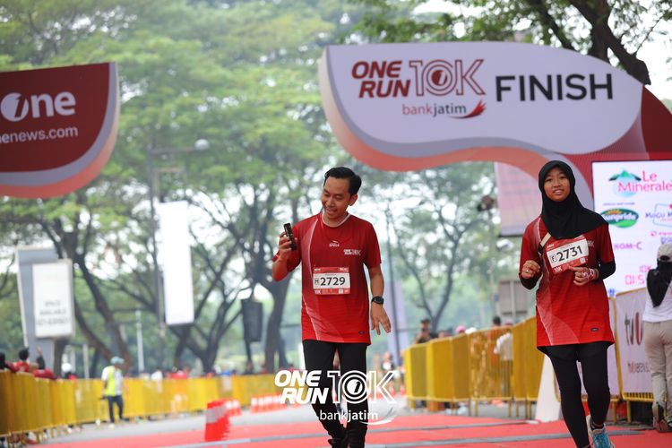 Race photo from ONE RUN 10 K