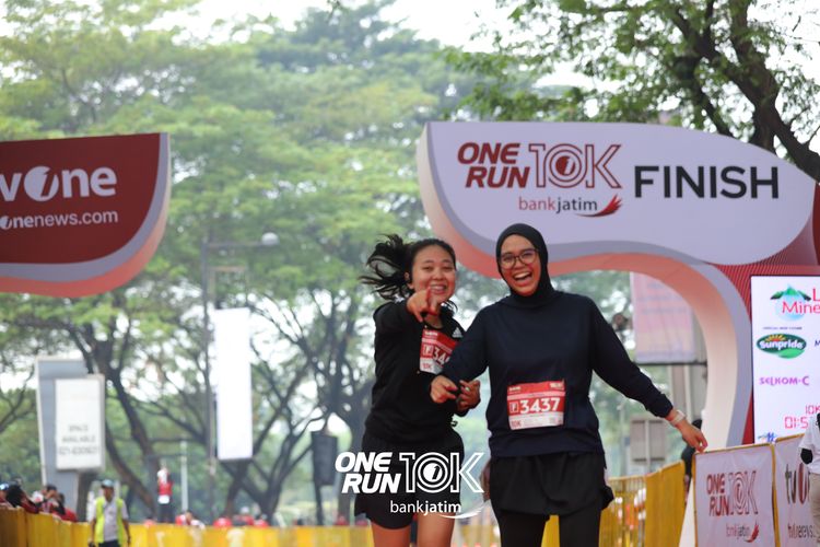 Race photo from ONE RUN 10 K