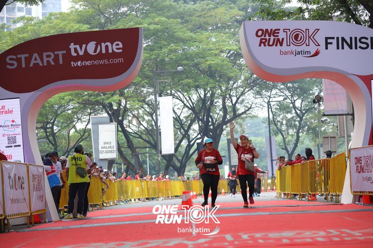 Race photo from ONE RUN 10 K