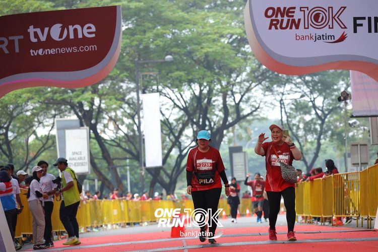 Race photo from ONE RUN 10 K