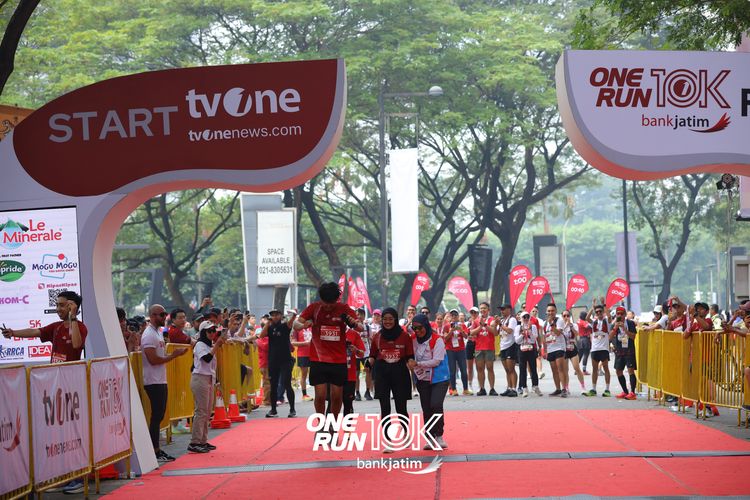 Race photo from ONE RUN 10 K