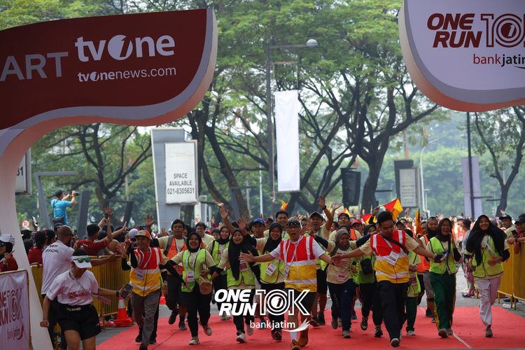 Race photo from ONE RUN 10 K