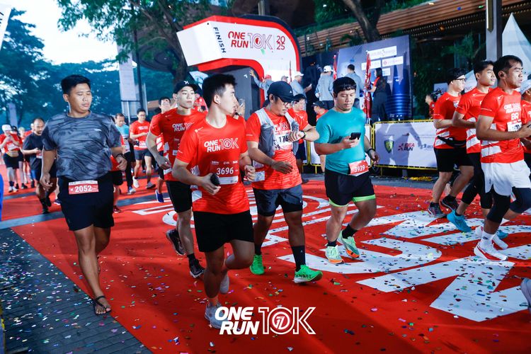 Race photo from ONE RUN 10K 2025