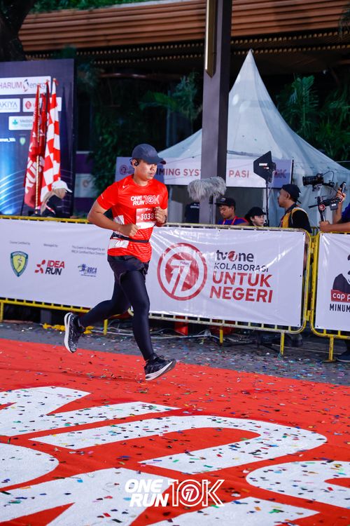 Race photo from ONE RUN 10K 2025