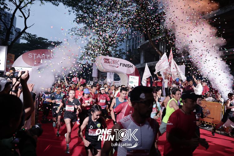 Race photo from ONE RUN 10 K