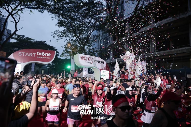 Race photo from ONE RUN 10 K