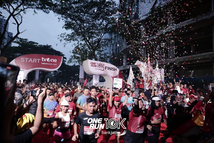 Race photo from ONE RUN 10 K