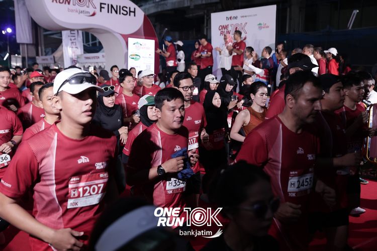 Race photo from ONE RUN 10 K