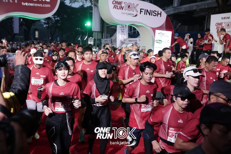 Race photo from ONE RUN 10 K