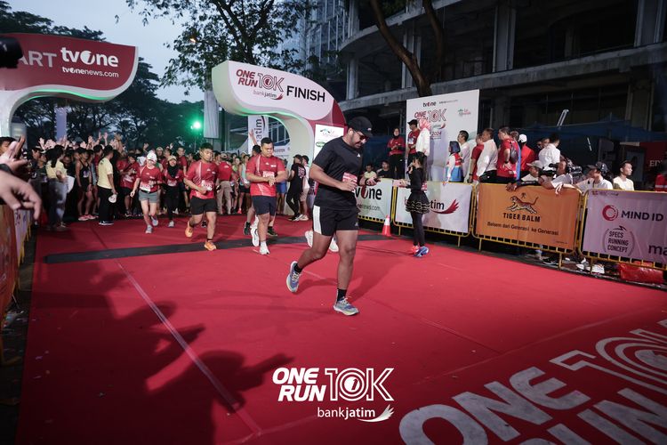 Race photo from ONE RUN 10 K