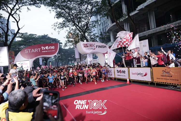 Race photo from ONE RUN 10 K