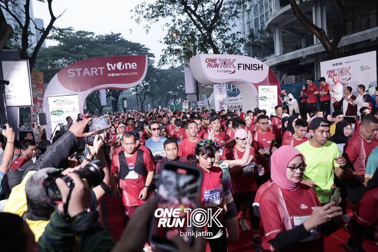 Race photo from ONE RUN 10 K