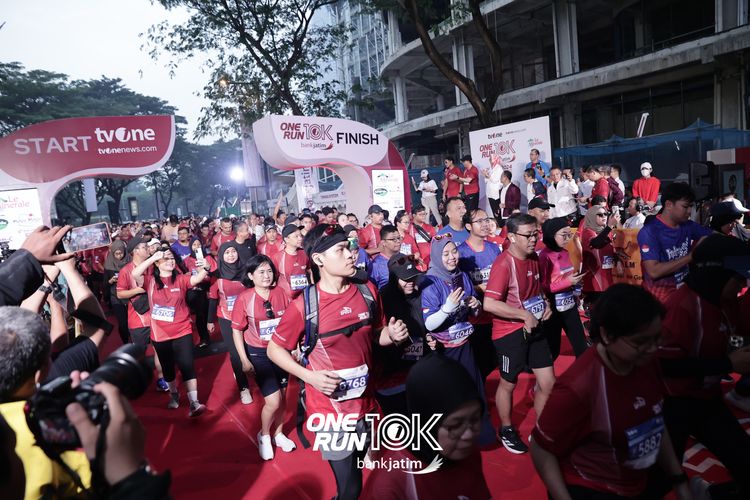 Race photo from ONE RUN 10 K