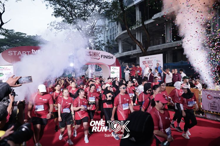 Race photo from ONE RUN 10 K