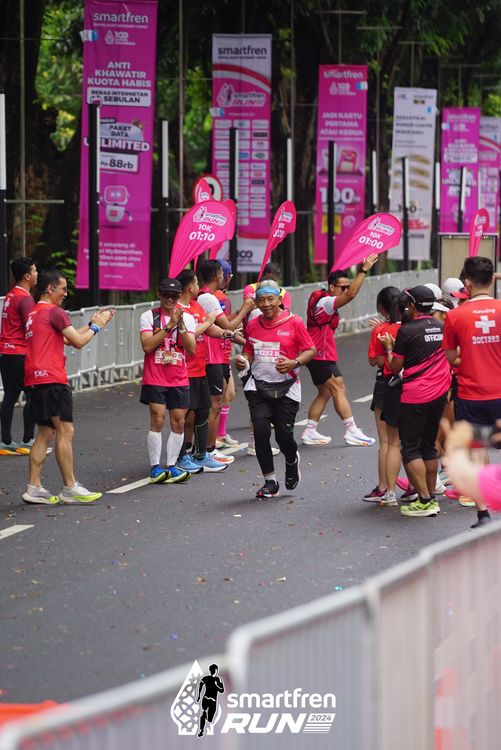 Race photo from Smartfren Run 2024