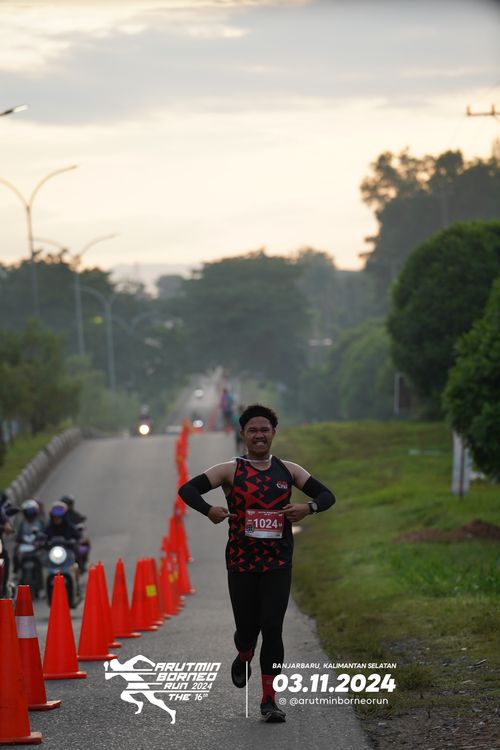 Race photo from Arutmin Borneo Run 2024