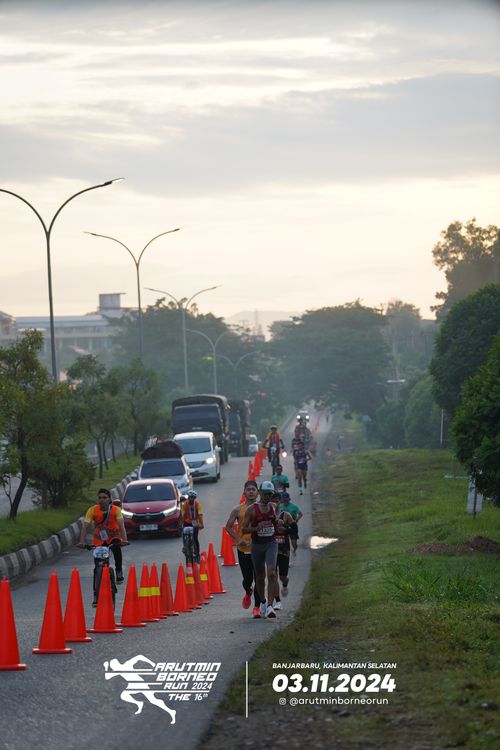 Race photo from Arutmin Borneo Run 2024