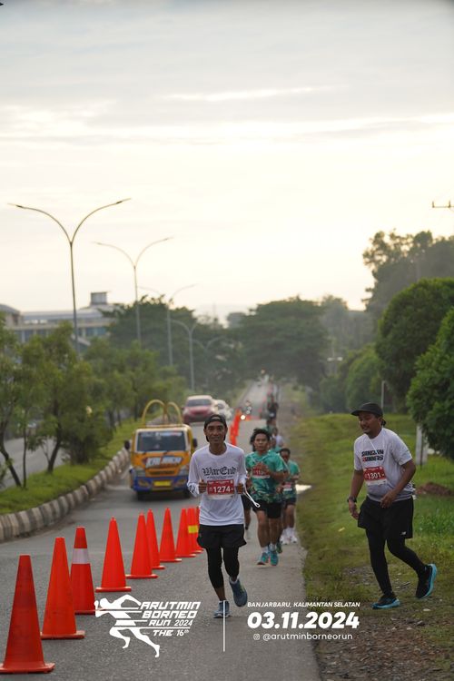Race photo from Arutmin Borneo Run 2024