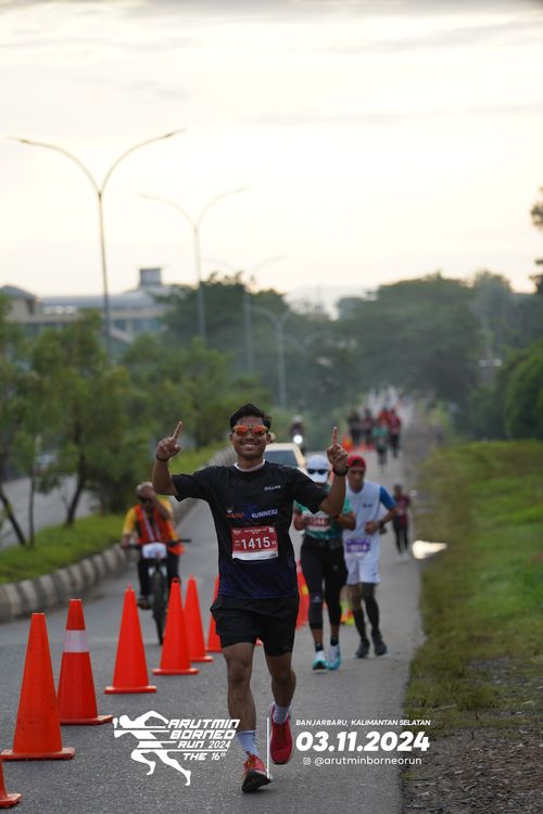 Race photo from Arutmin Borneo Run 2024