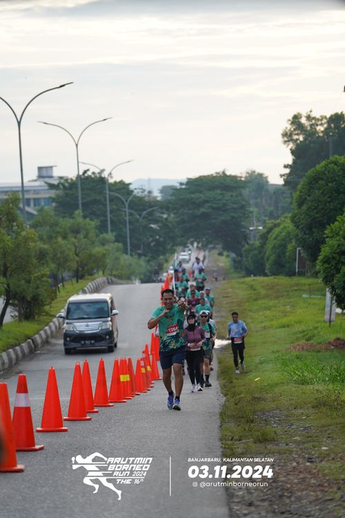 Race photo from Arutmin Borneo Run 2024