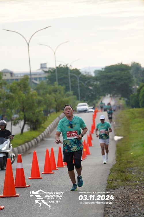 Race photo from Arutmin Borneo Run 2024