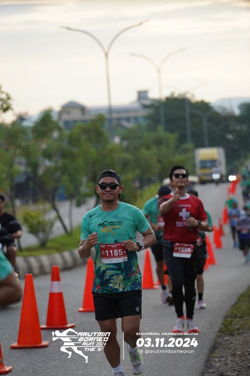 Race photo from Arutmin Borneo Run 2024