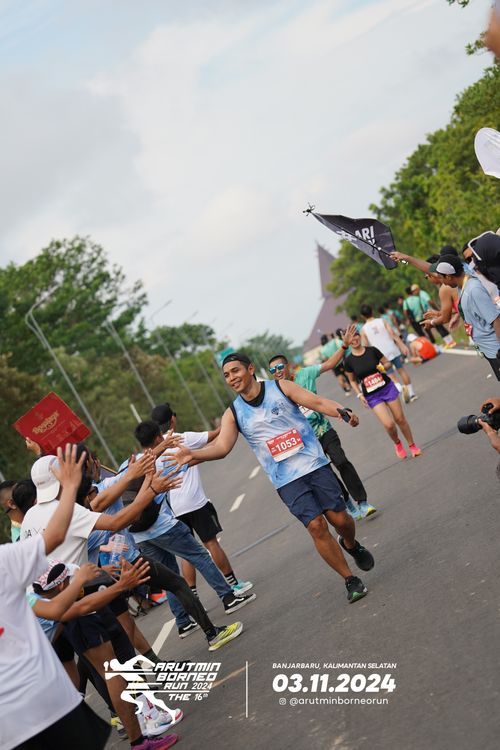 Race photo from Arutmin Borneo Run 2024