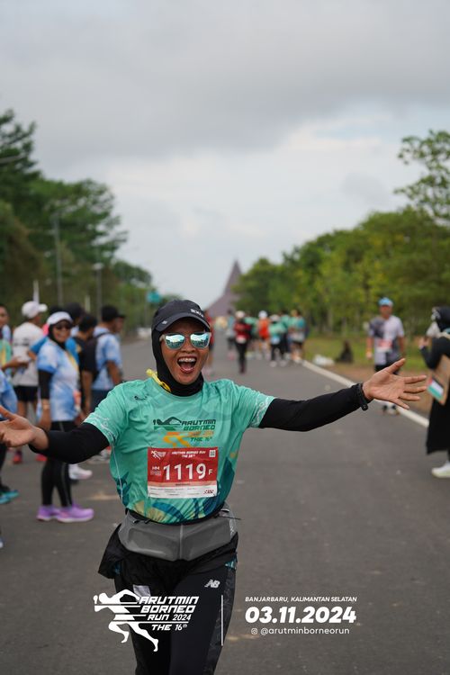 Race photo from Arutmin Borneo Run 2024