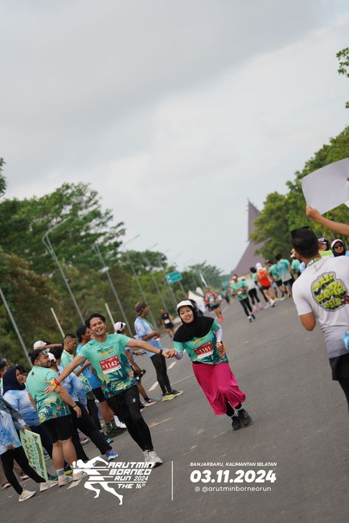 Race photo from Arutmin Borneo Run 2024